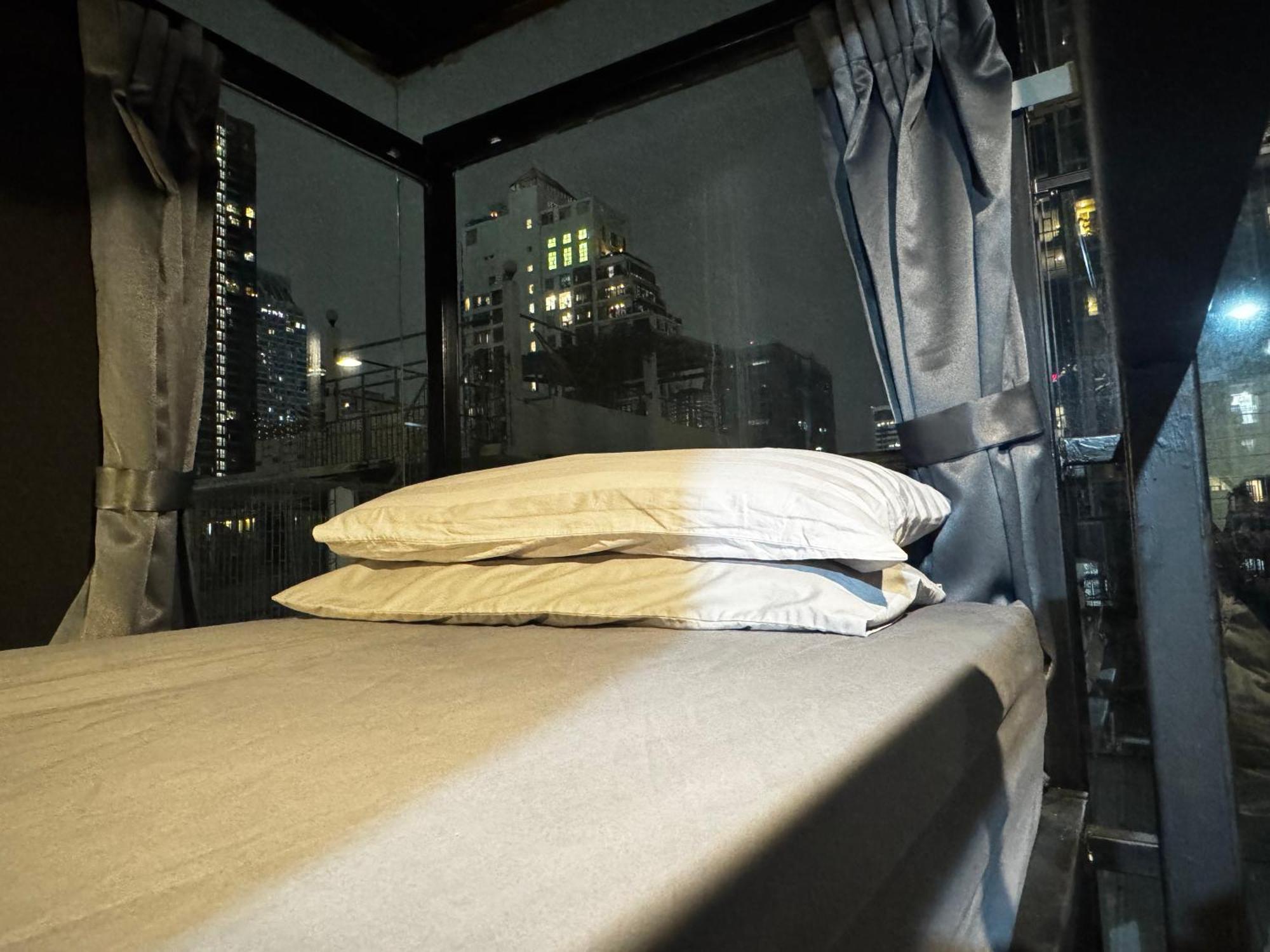 Stay At Pan Hostel Bangkok Eksteriør bilde