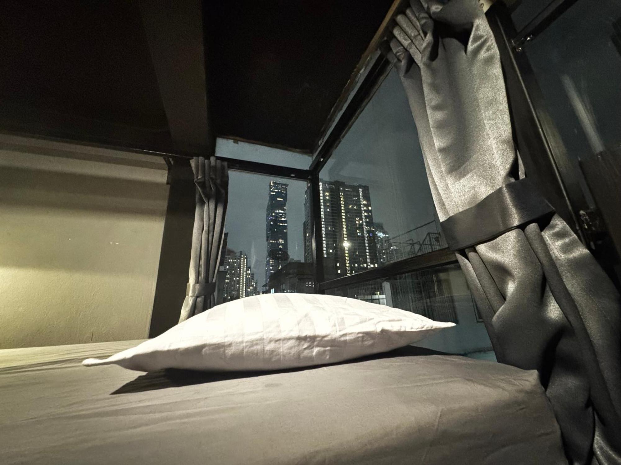 Stay At Pan Hostel Bangkok Eksteriør bilde