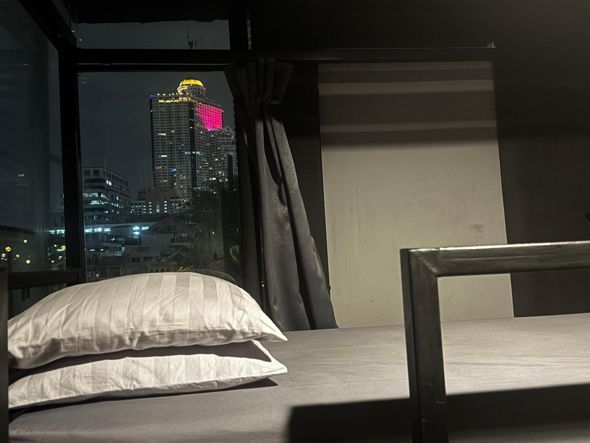 Stay At Pan Hostel Bangkok Eksteriør bilde