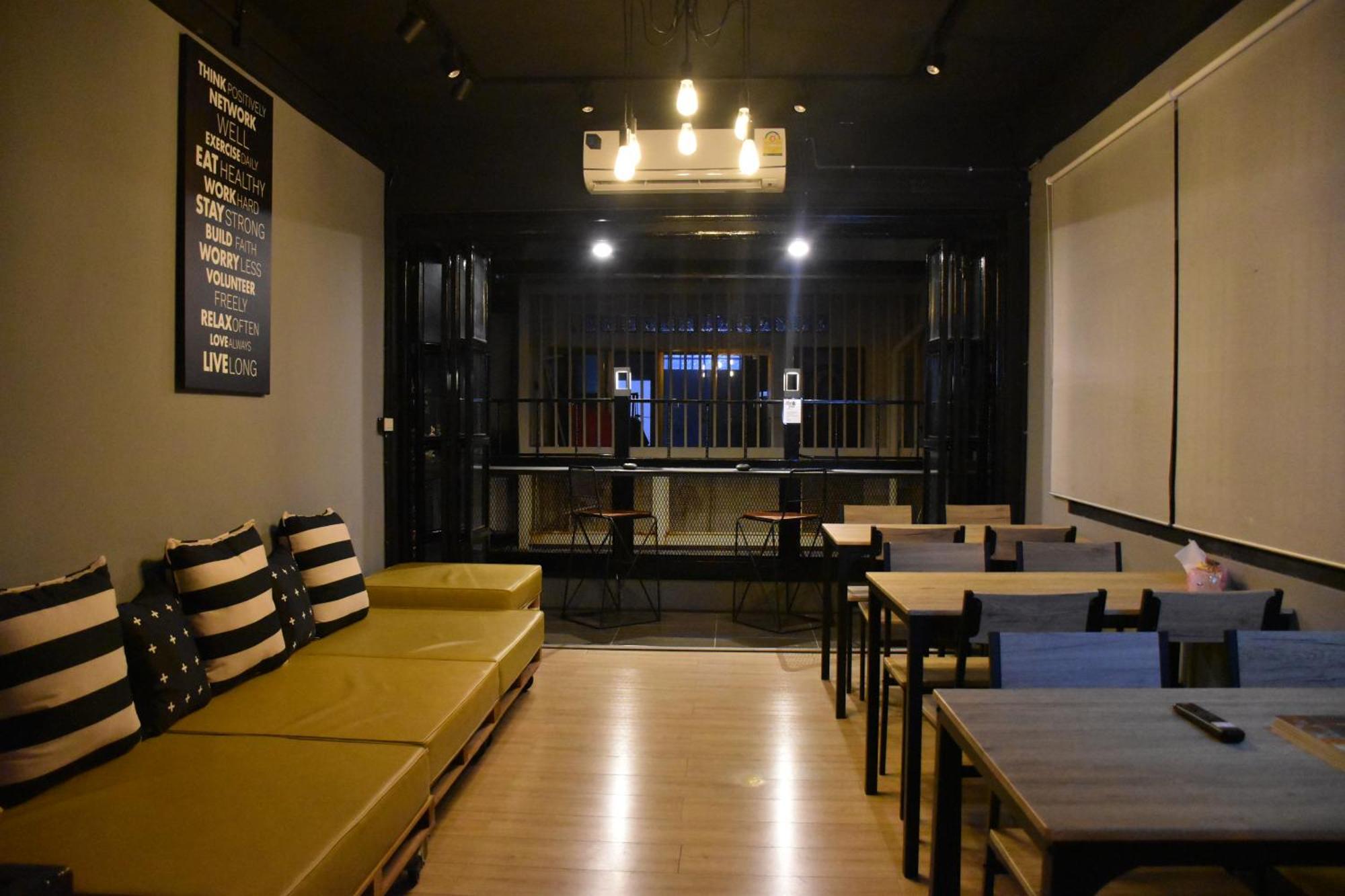 Stay At Pan Hostel Bangkok Eksteriør bilde